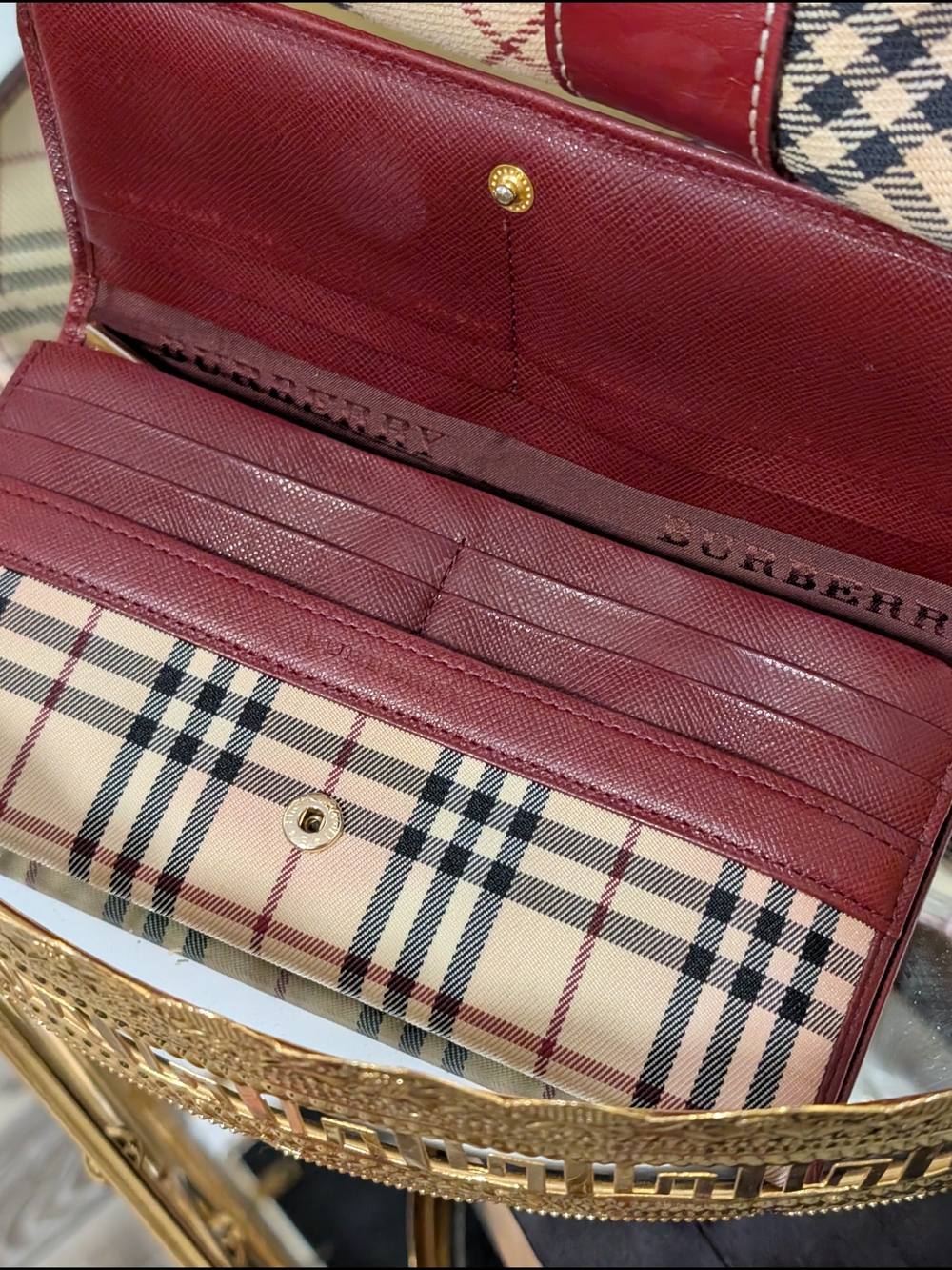 Burberry Beige Vintage Check Wallet with Burgundy Leather Trim - Picture 5 of 10